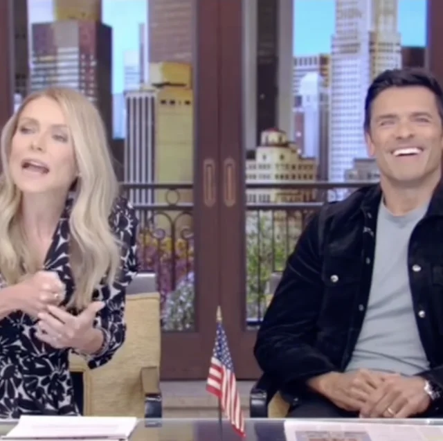 kelly ripa mark consuelos live embarrassing tiktok reaction