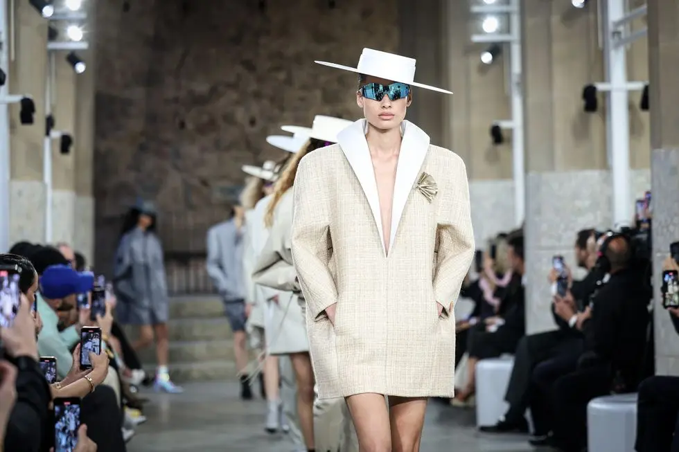 louis vuitton  womenswear cruise 2025