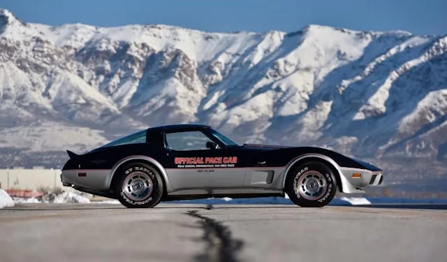 1978 Corvette pace car indy side