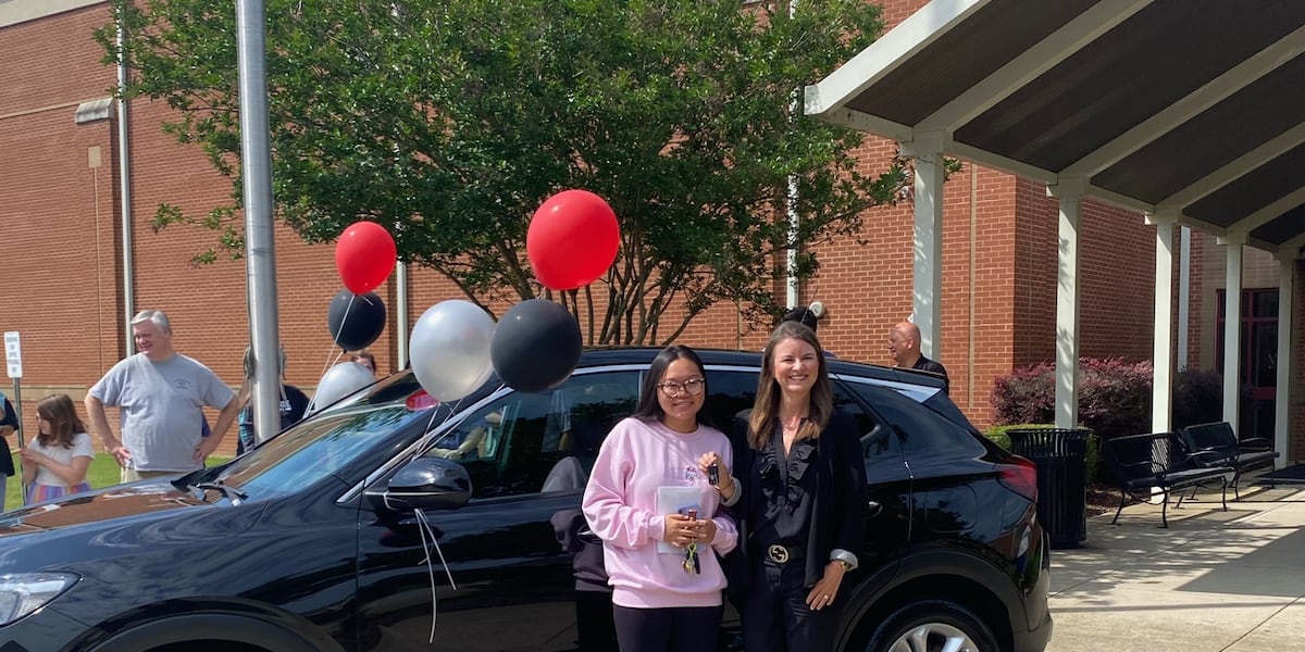 Etowah County student turns good grades into new car