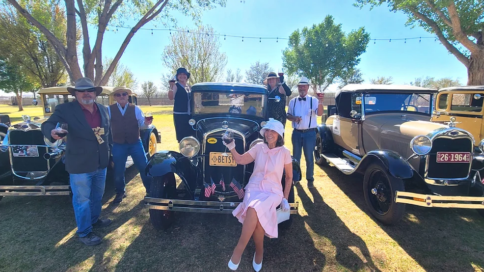 La Viña Winery partners with Borderland A’s for vintage car show