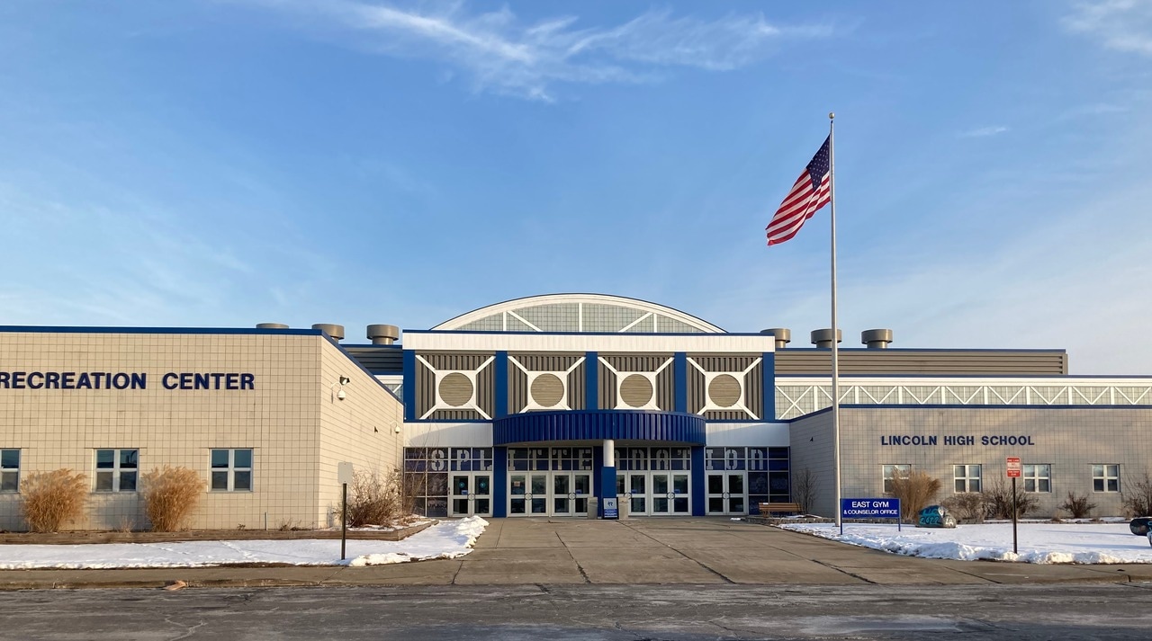 New security cameras, safety technology could come to Lincoln schools