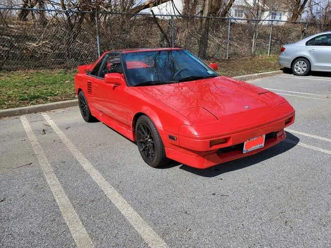 Image for article titled Toyota MR2, Volkswagen-Engine Trike, Chevy Malibu Stock Car: The Dopest Cars I Found For Sale Online