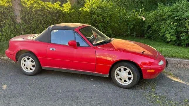 Image for article titled Toyota MR2, Volkswagen-Engine Trike, Chevy Malibu Stock Car: The Dopest Cars I Found For Sale Online