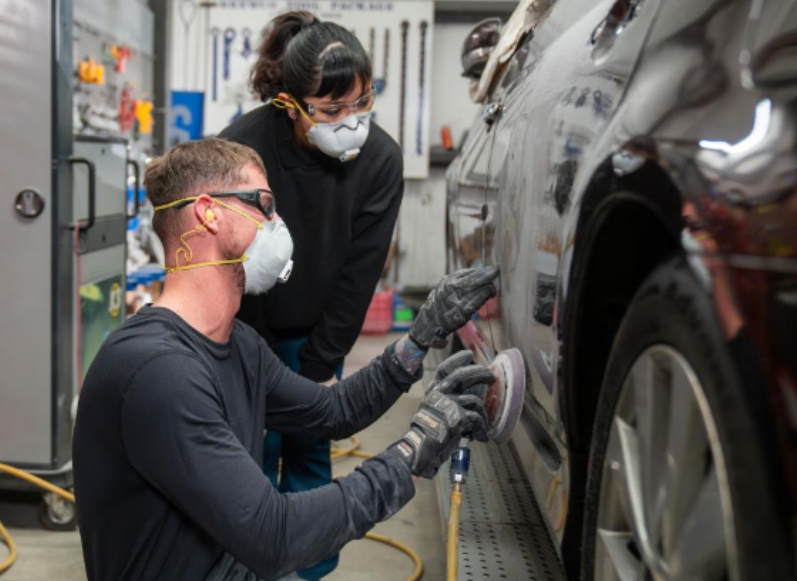 I-CAR encourages high school seniors to join industry with #collisiondecision