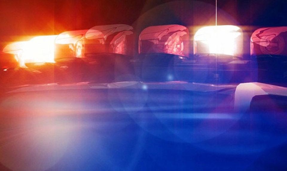 Kingston car crash injures two, police say