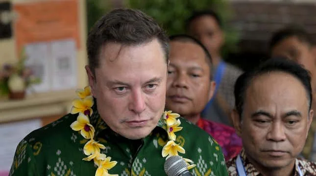 The face of a man who’s never been disowned by any of his kids for not accepting their identity