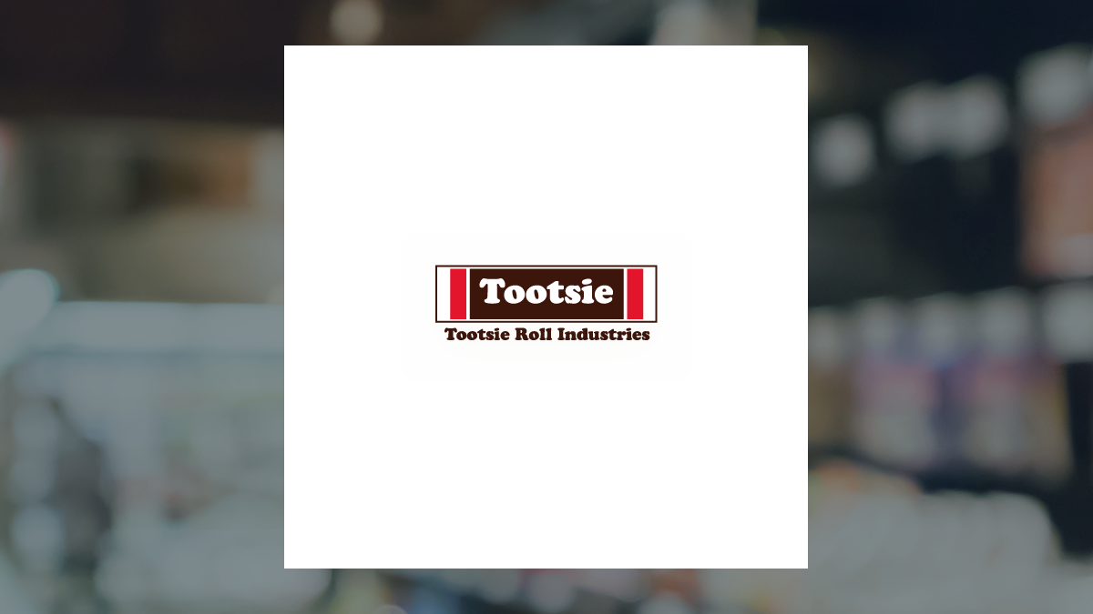 Dynamic Technology Lab Private Ltd Purchases Shares of 16,590 Tootsie Roll Industries, Inc. (NYSE:TR)