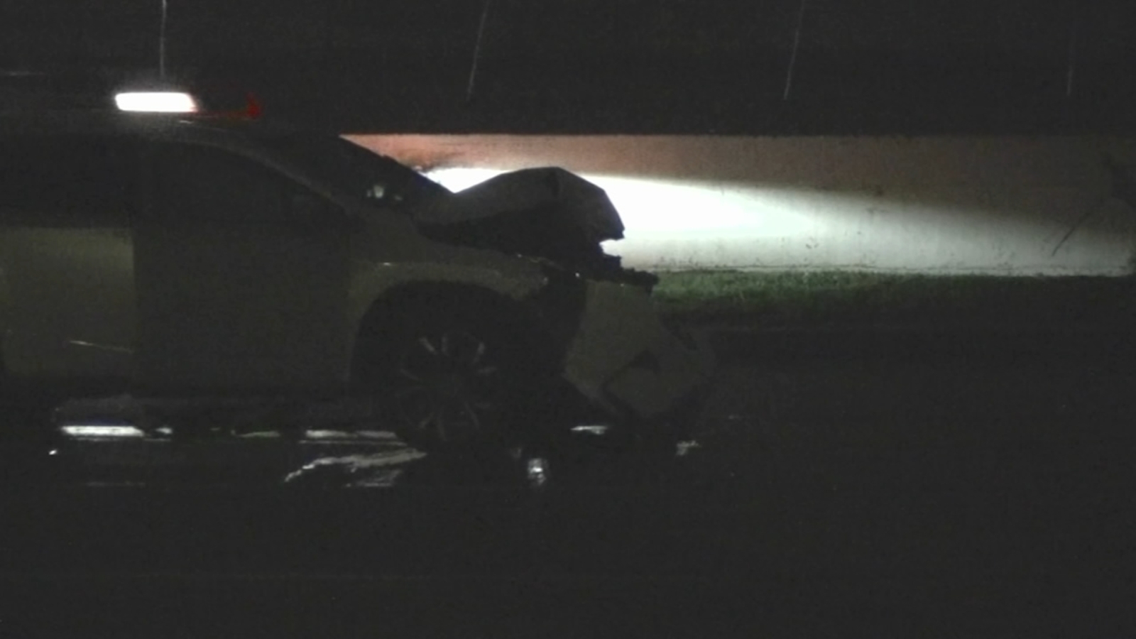 Man changing tire on stalled car fatally struck by second vehicle near Eldridge Parkway, HPD says