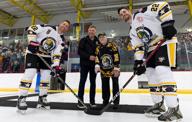 91-year-old Korean War vet Alex Vasselo helps grandson, Pens alum Ryan Malone, raise mental health awareness for veterans
