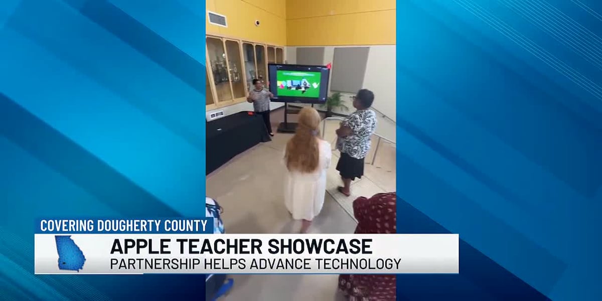 Apple Teacher Showcase invests in the latest technology to help student succeed