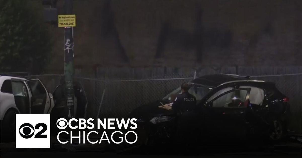 Driver of stolen car causes deadly crash in Chicago
