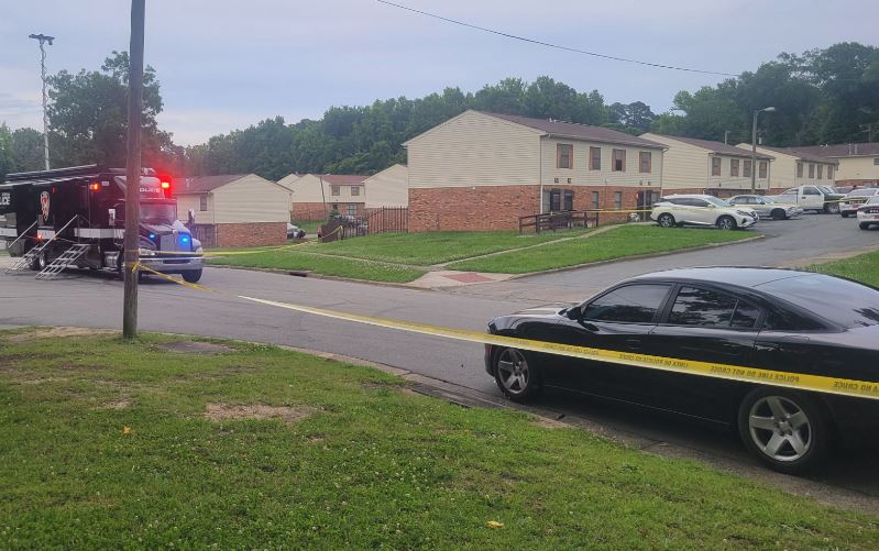 1 dead in drive-by daytime shooting into car at Durham intersection
