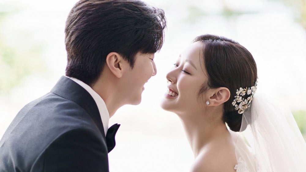 Four celebrity couples to hold wedding ceremonies later today