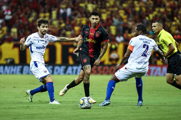 Jogos hoje (26/05/24) ao vivo de futebol: onde assistir e horário
