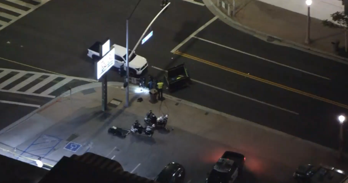 14-year-old girl dead after being hit by car on Balboa Peninsula