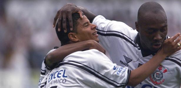 Os cinco maiores batedores de falta que vi no futebol brasileiro