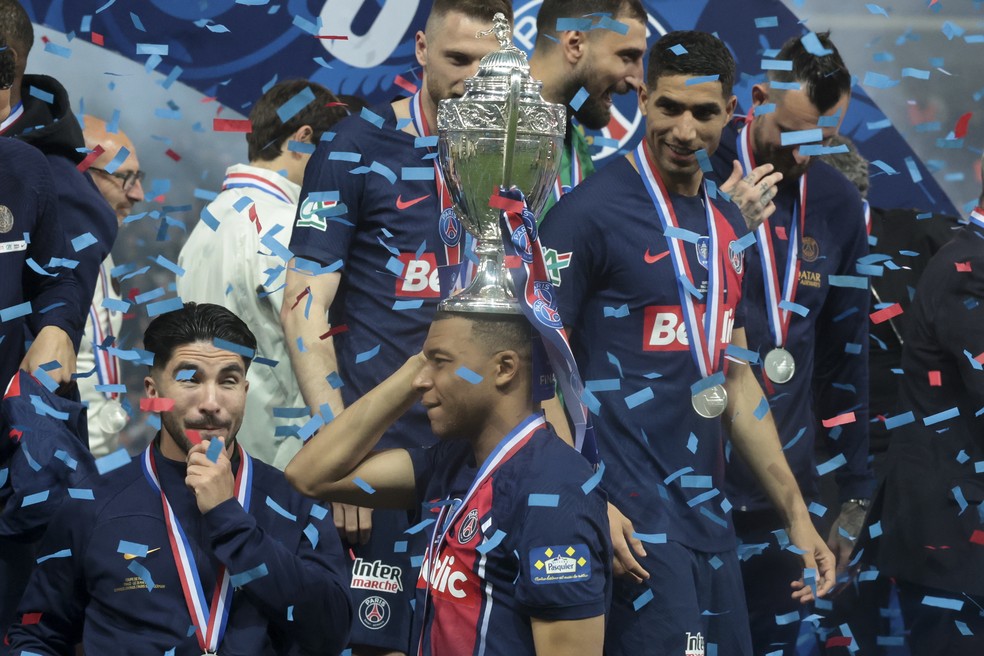 Mbappé se despede do PSG e diz que anunciará novo clube em “alguns dias”