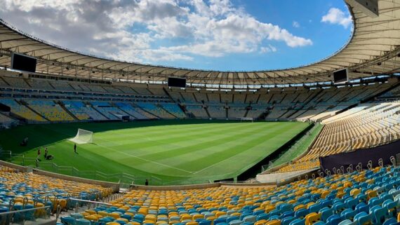 Futebol Solidário em prol do RS: onde assistir, horário e times < No Ataque