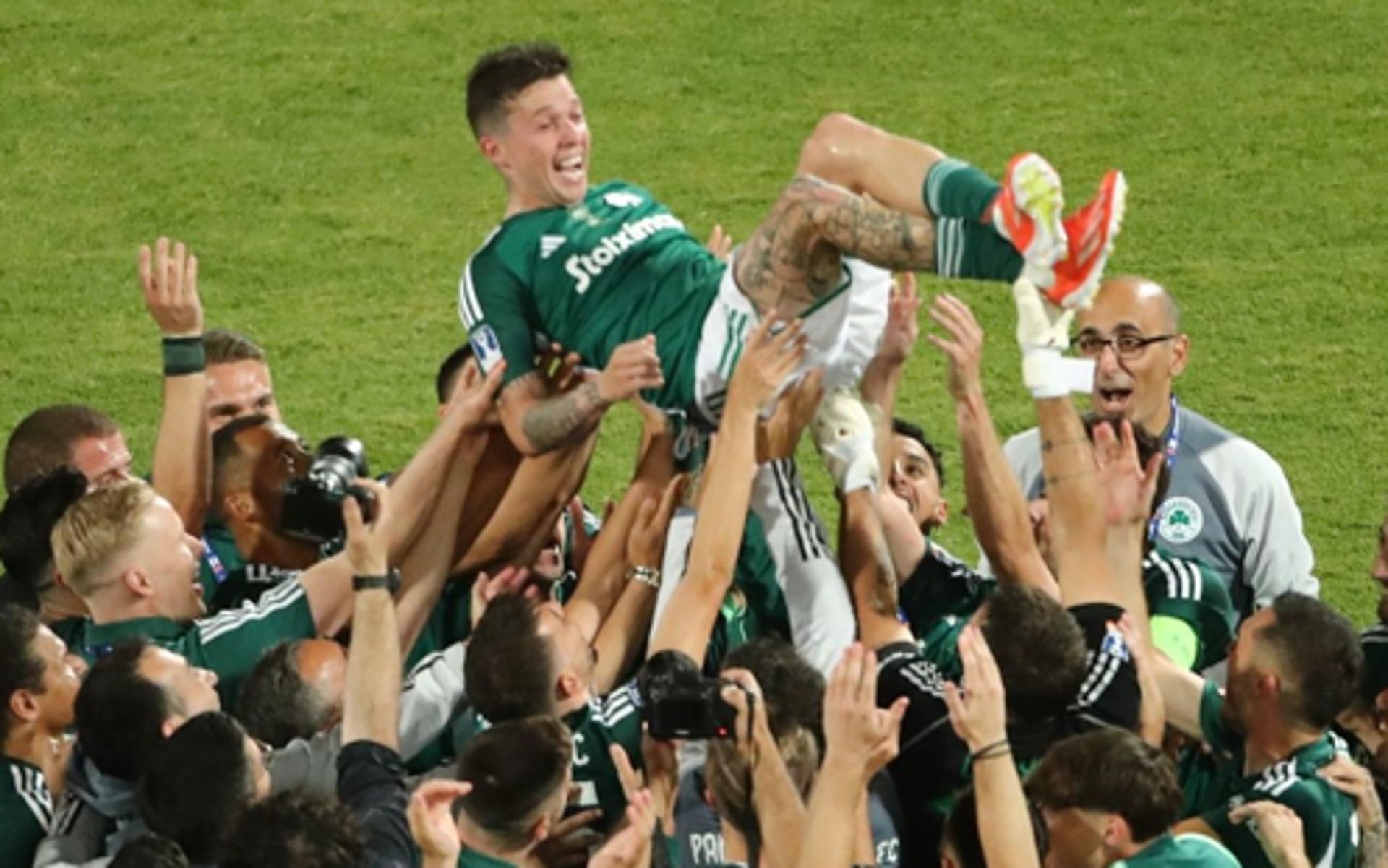 Bernard se despede do Panathinaikos com título da Copa da Grécia: ‘Experiência incrível’