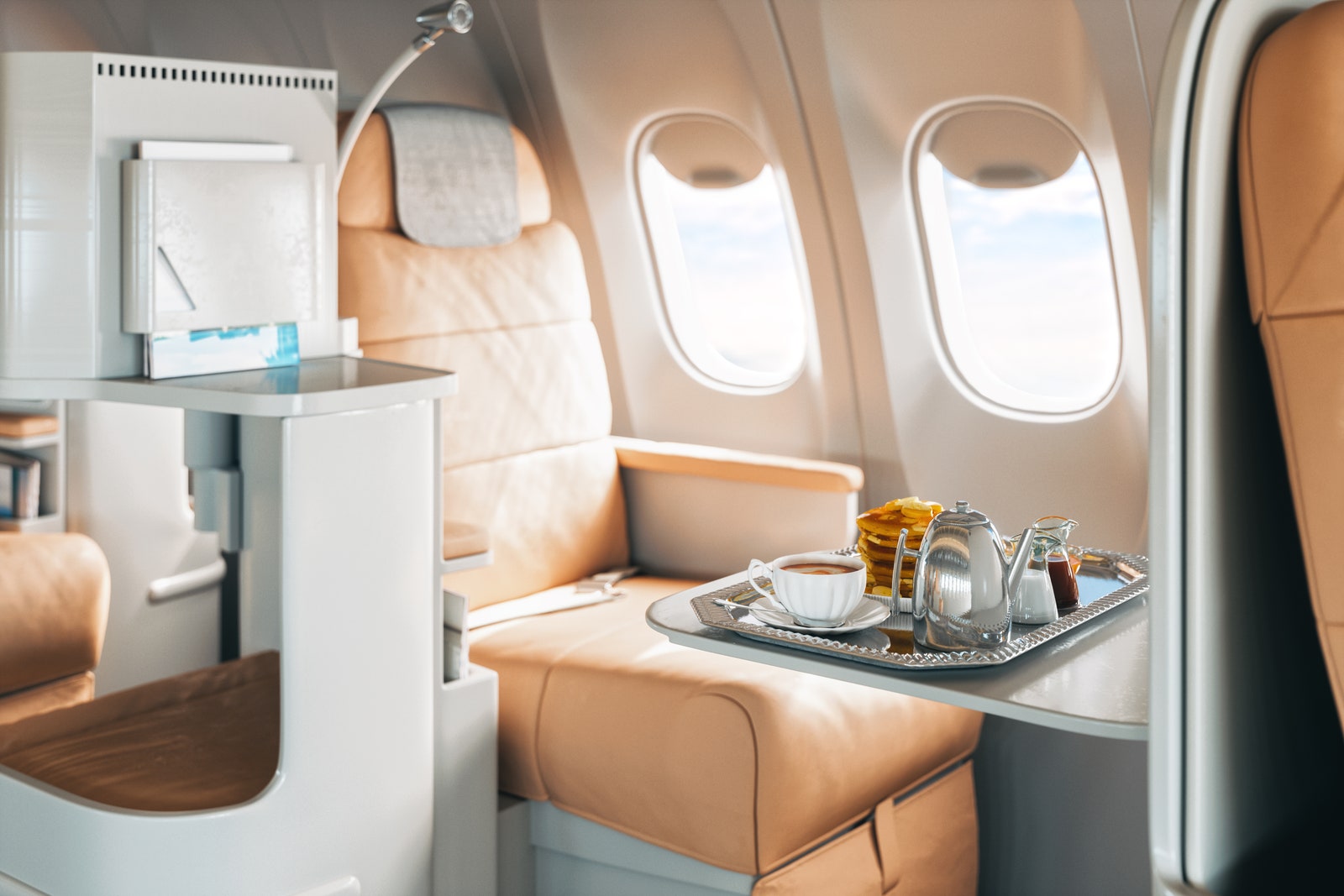 This is the food you should never eat on a flight