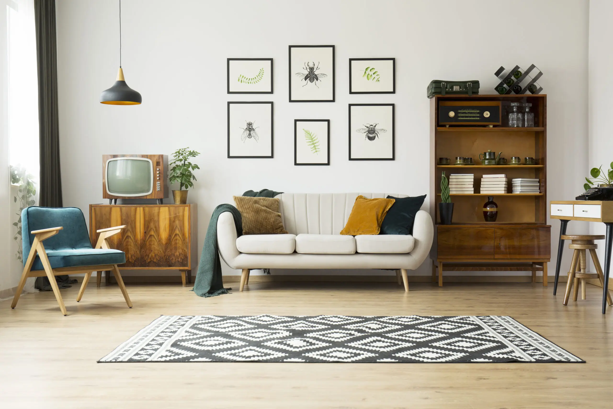 An interior design fan shared a trick that made home decor easy (Stock photo)