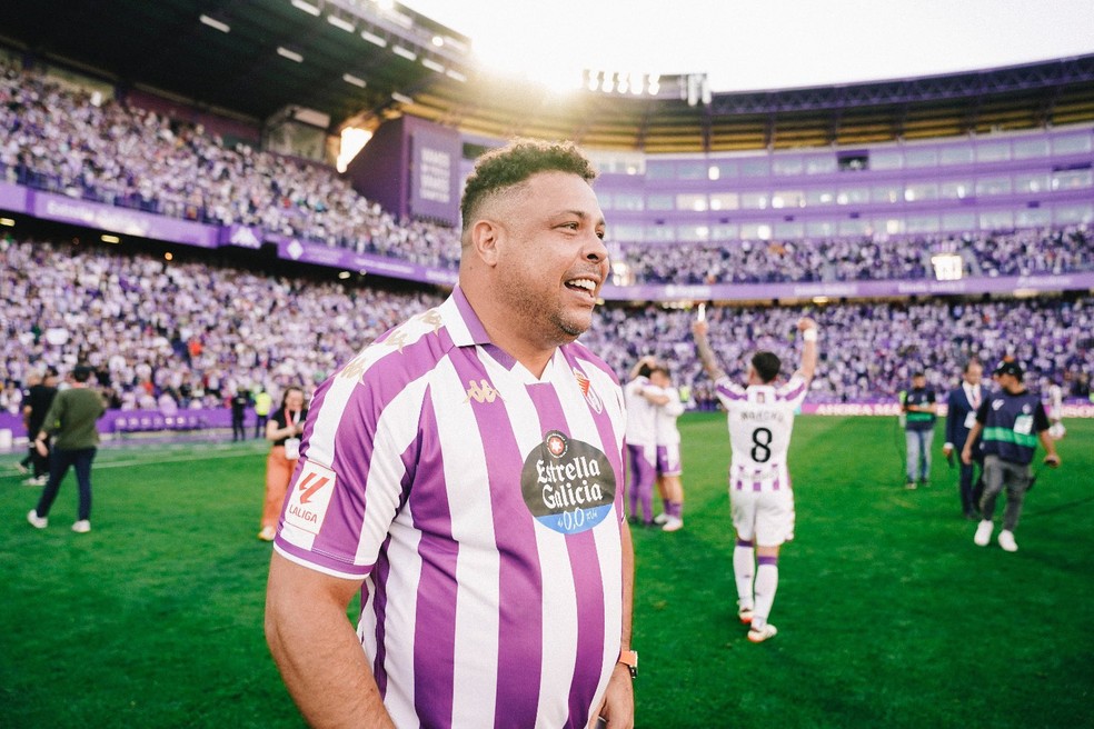 Ronaldo festeja volta do Valladolid à La Liga