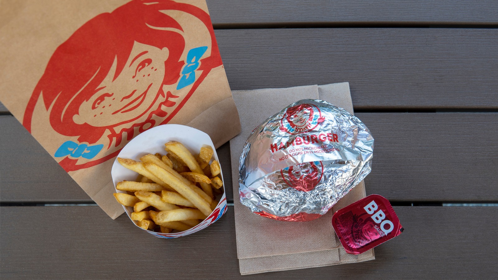 Here’s Why The Food At Wendy’s Is So Inexpensive