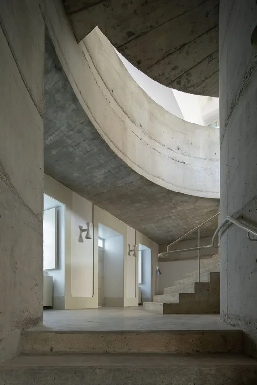 National Innovation Center / Joaquim Portela Arquitetos - Interior Photography, Stairs, Column