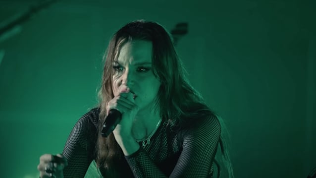 LZZY HALE: New HALESTORM Music ‘Will Be Worth The Wait’