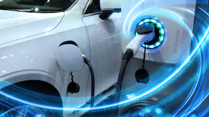 Auto technology panels: Cox Automotive sheds light on EV adoption trends