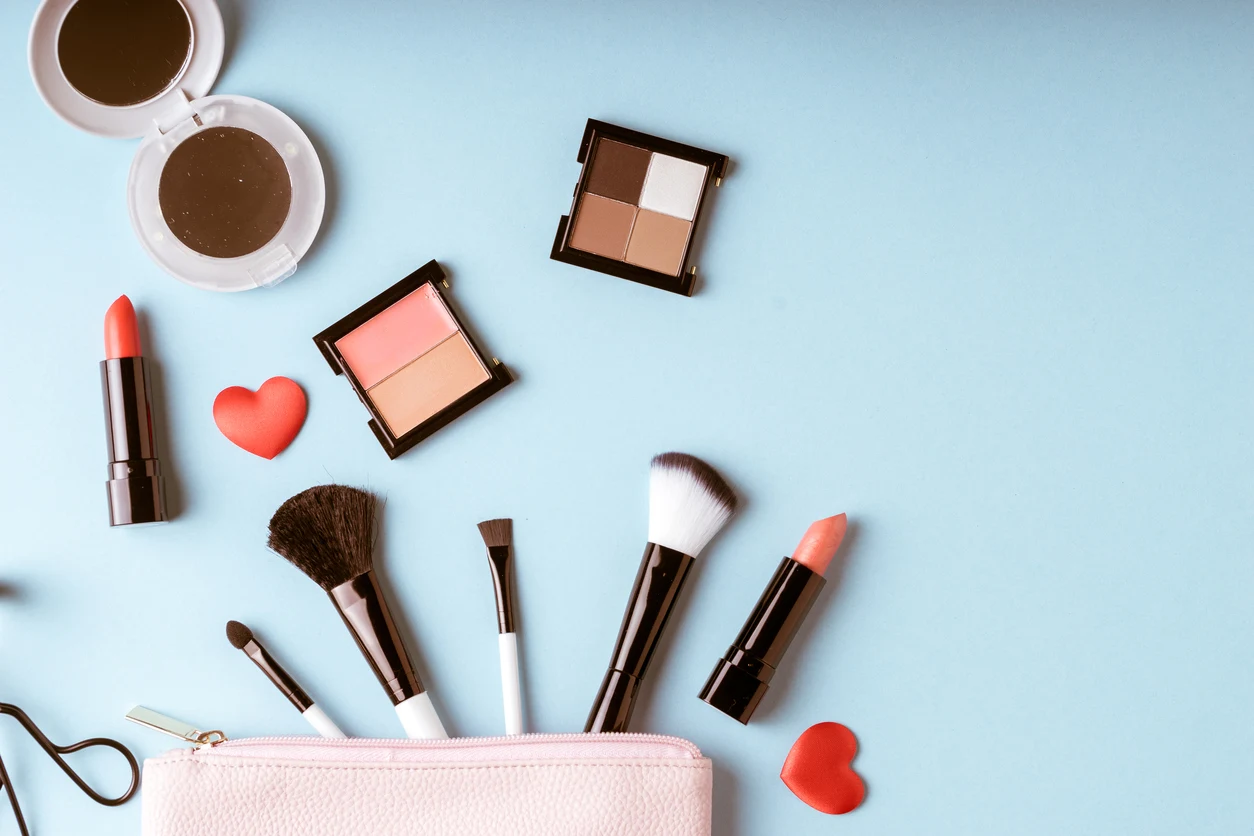 Beauty Product Packaging Makeup Bag Beauty Website Designs