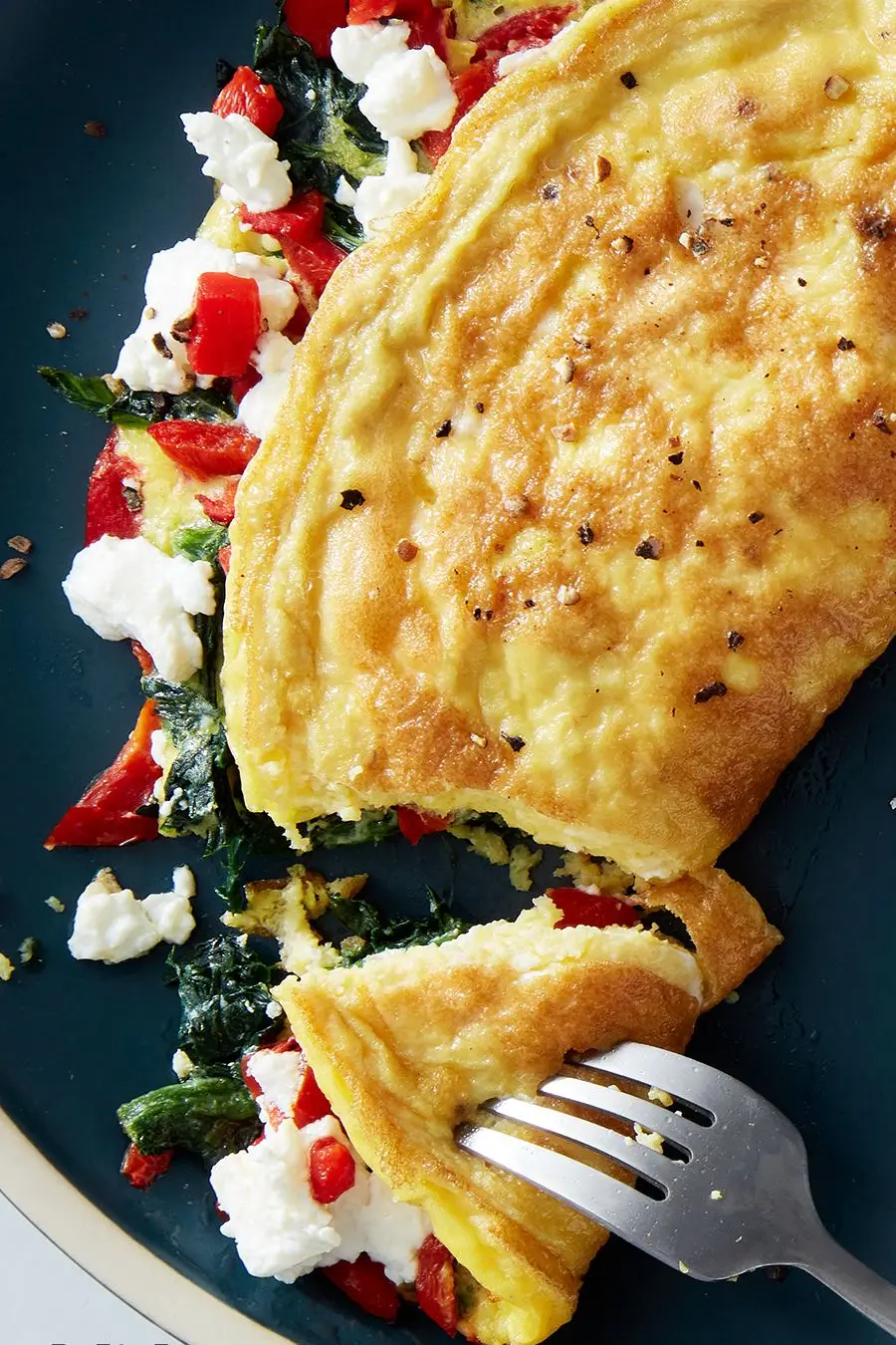 air fryer spinach, red pepper, goat cheese omelet air fryer spinach, red pepper, goat cheese omelet