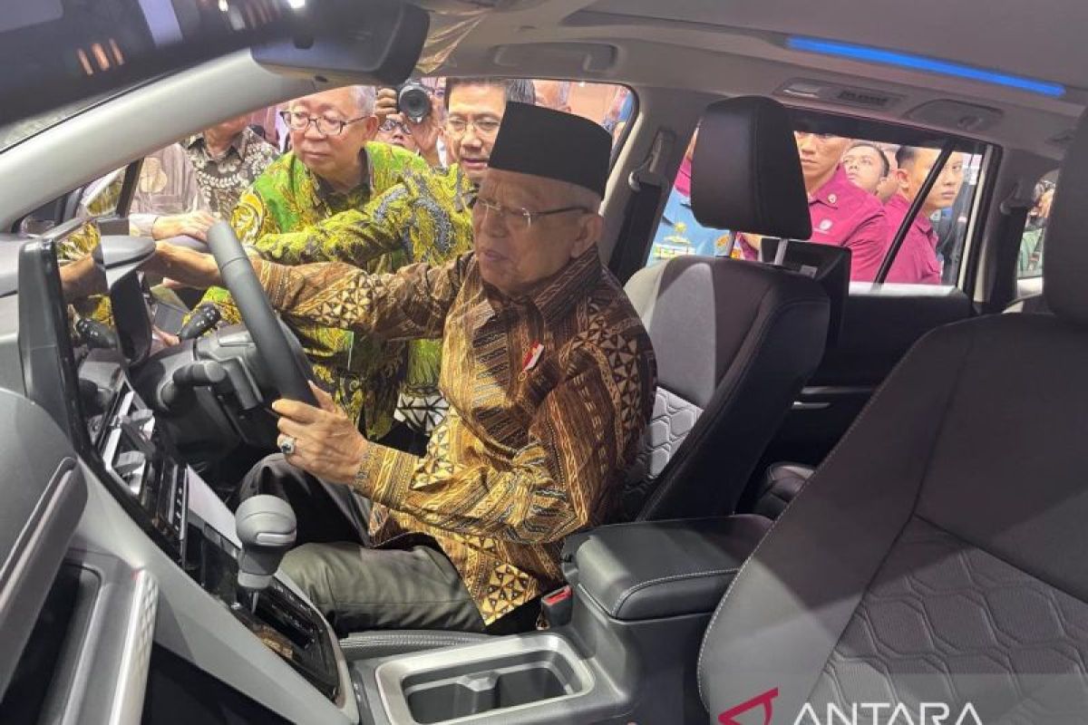 VP encourages persistence to build automotive industry’s independence