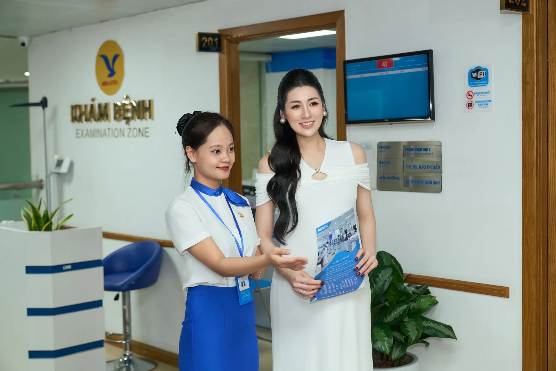 Á hậu Tú Anh xét nghiệm sàng lọc trước sinh NIPT tại MEDLATEC - 9