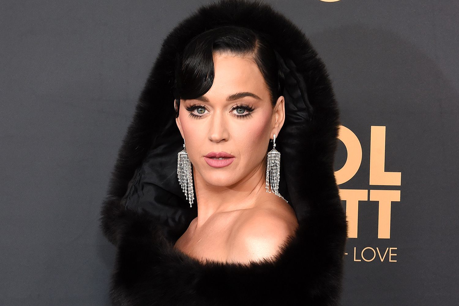 Katy Perry investigated for damaging Spanish sand dunes