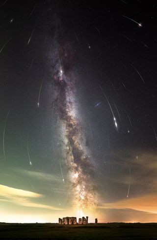 Perseid meteor shower rains ‘shooting stars’ over Stonehenge in glorious astrophotography image