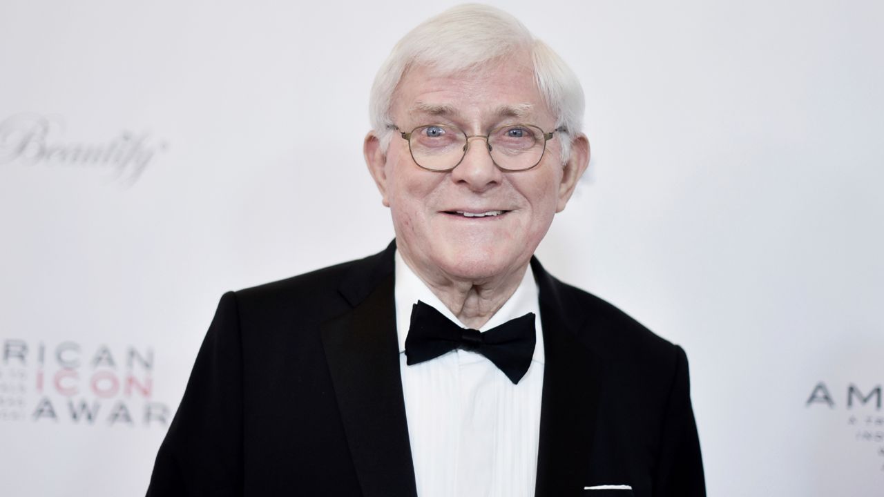 Phil Donahue, pioneering daytime talk show host, has died