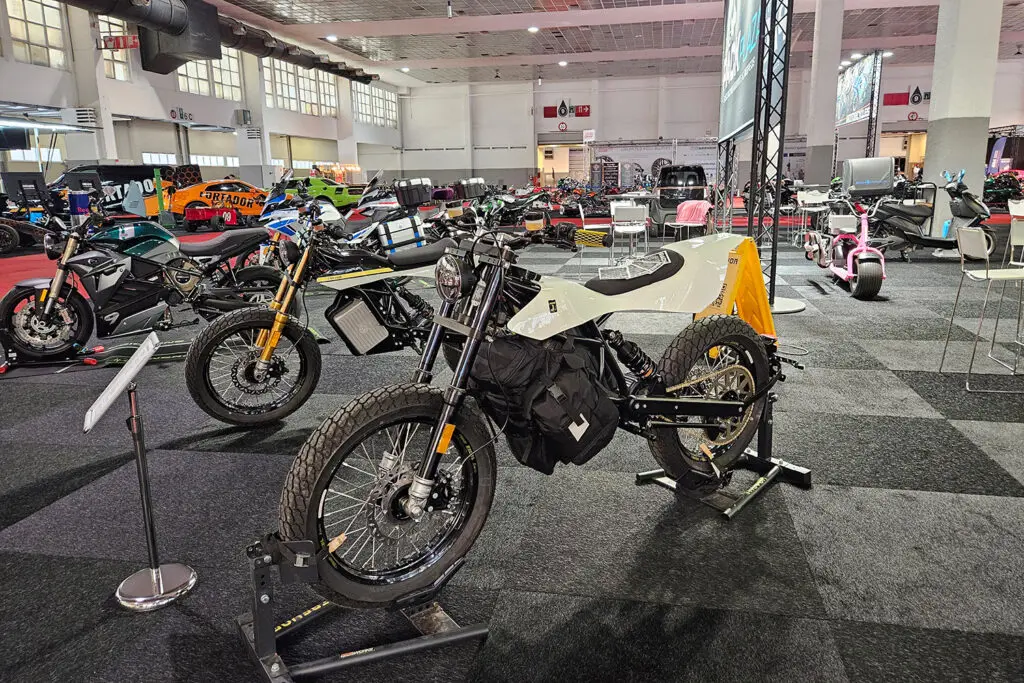 Belgium Auto Show - THE PACK - Electric Motorcycle News