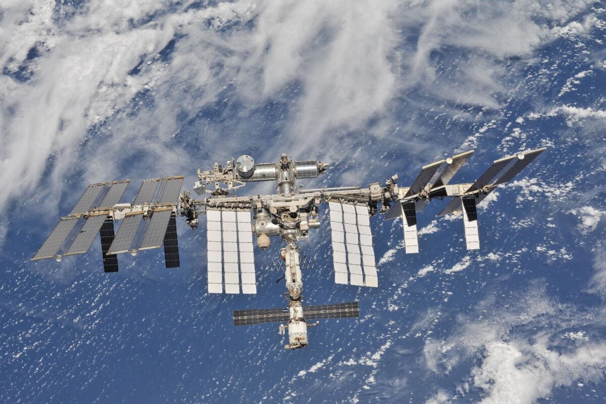 Here’s how NASA will deorbit the International Space Station