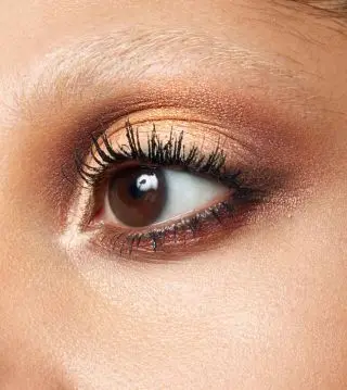 Byredo Dysco eyeshadow on a brown eye