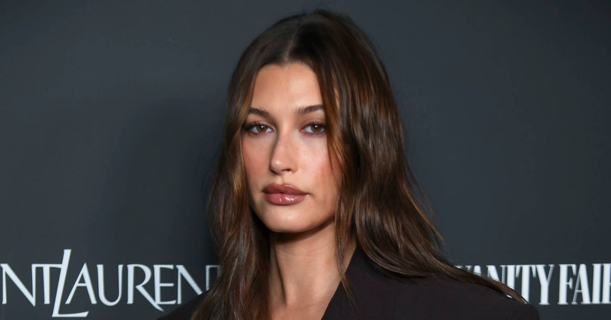 Hailey Bieber Is Being Praised After Her Makeup Brand, Rhode, Wasted No Time Responding To An Influencer’s Viral Critique Of Its Lack Of Inclusive Dark Skin Shades