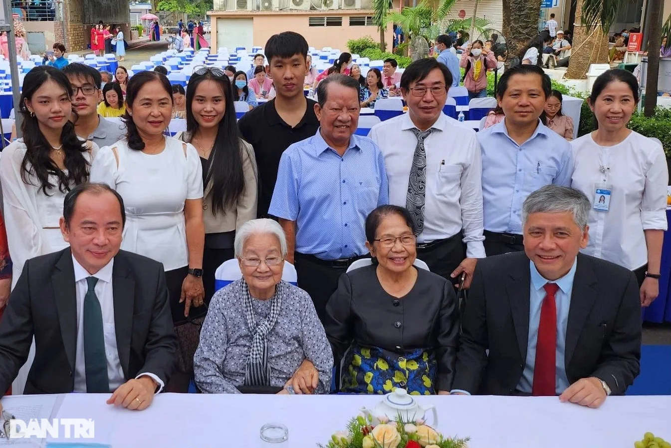 Giáo sư hơn 80 tuổi đoạt giải Nobel châu Á: Sẽ tiếp tục đi tìm công lý - 6