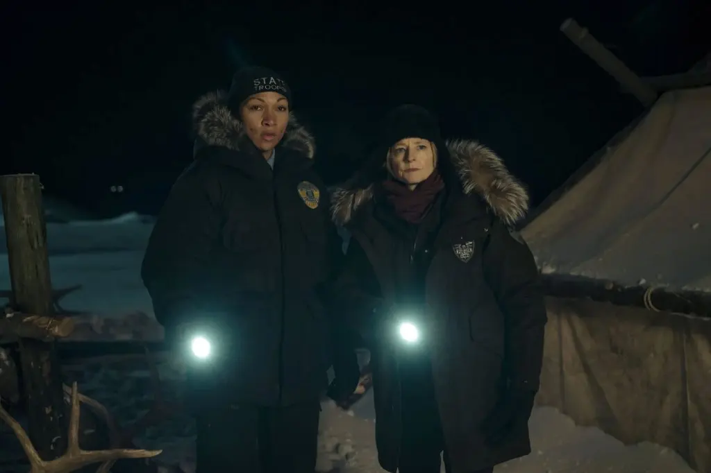 Jodie Foster standing with Kali Reis in the snow