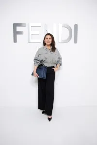 MILAN, ITALY - SEPTEMBER 17: Hayley Atwell  is seen arriving at the Fendi fashion show during Milan Fashion Week Womenswear Spring/Summer 2025 on September 17, 2024 in Milan, Italy. (Photo by Daniele Venturelli/Getty Images for Fendi)