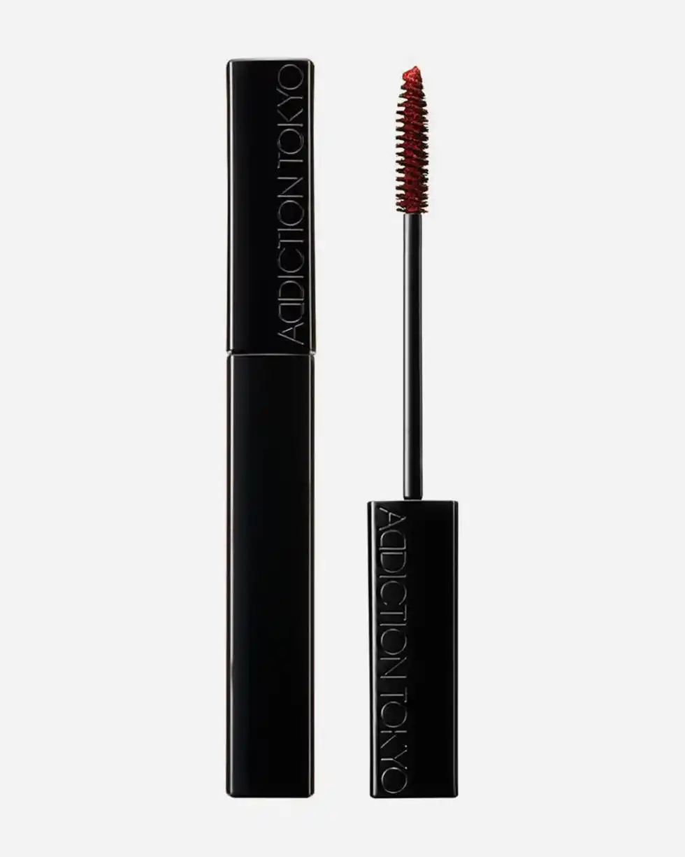 The Mascara Color Nuance WP in Pure Scarlet