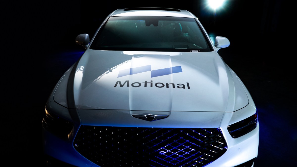 CEO of self-driving startup Motional is stepping down