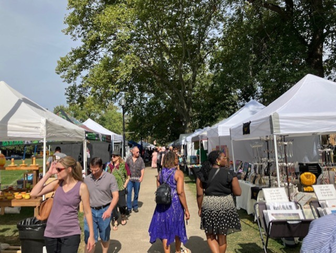 Tremont Arts & Culture Festival draws hundreds to Lincoln Park for its unique art, sculptures