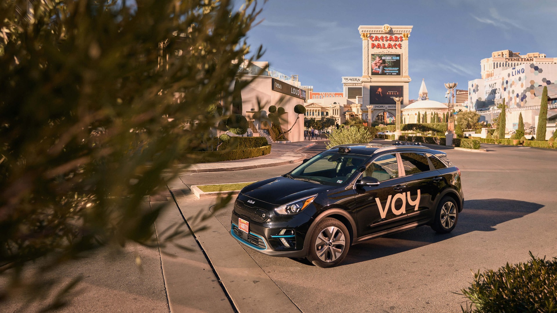 Verizon supplies 5G and IoT to remote-controlled EV hire service in Las Vegas