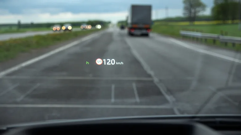 hud projected onto windshield